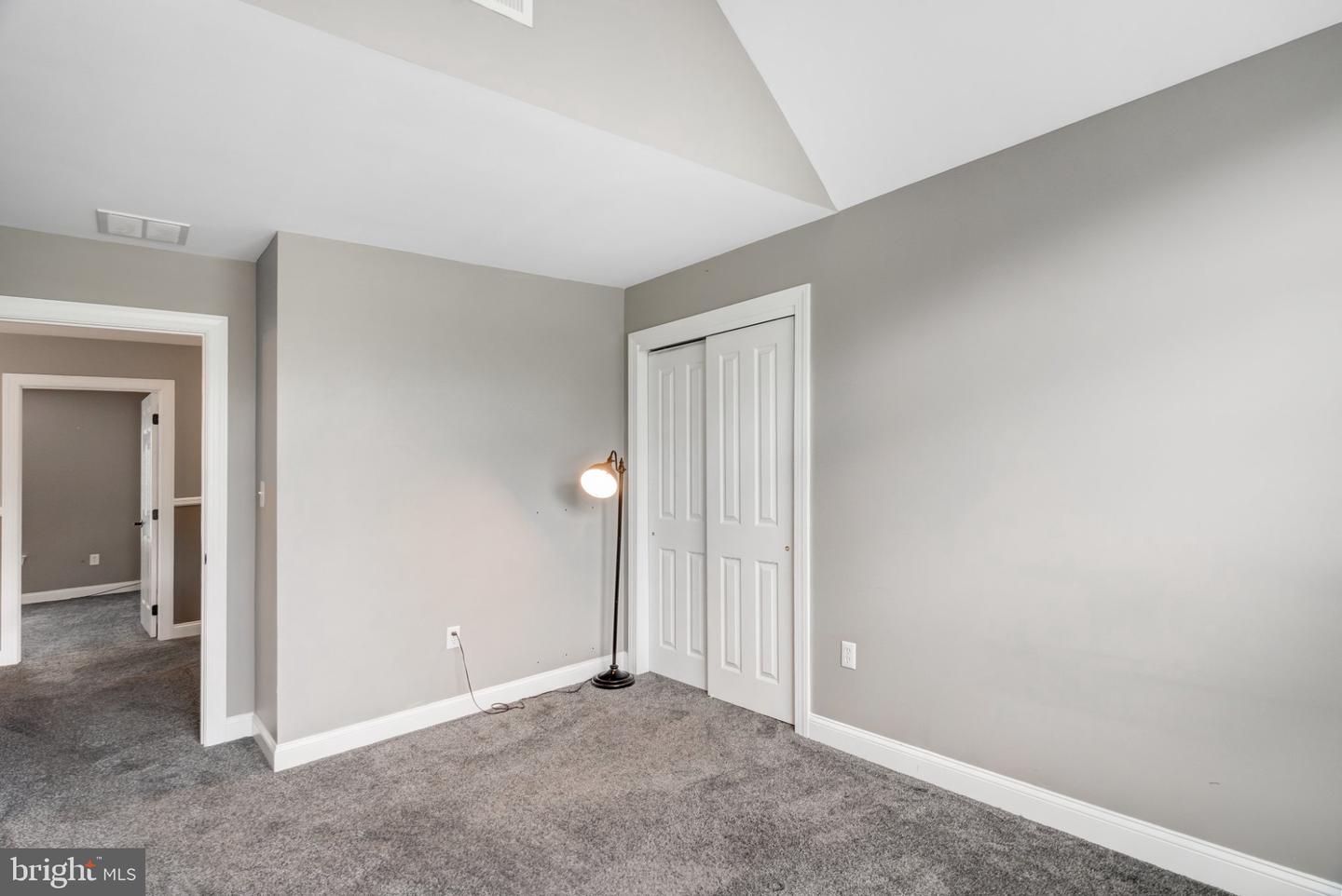 8 Edwards Ct Property Photo 52