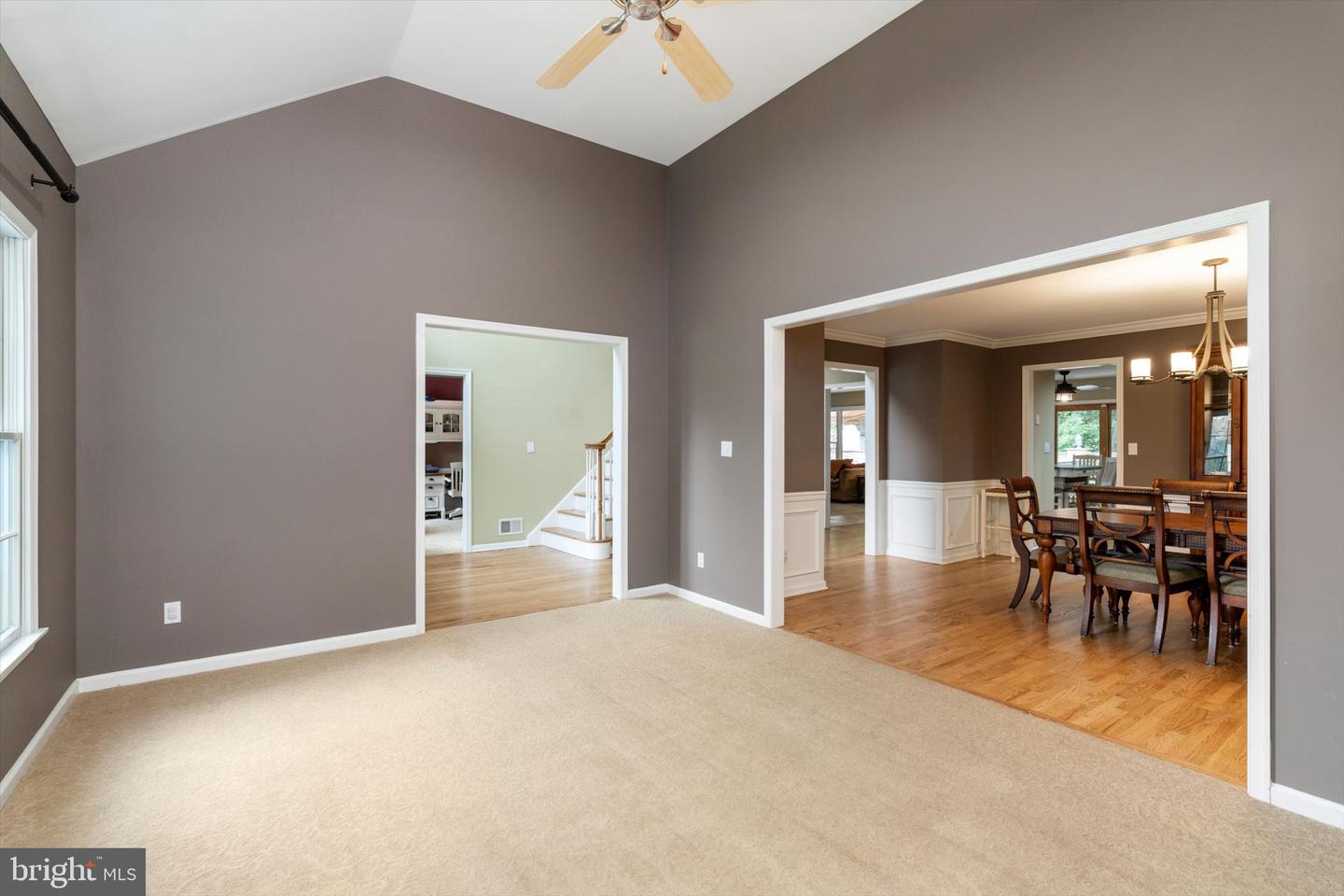 124 Bobbis Ter Property Photo 7