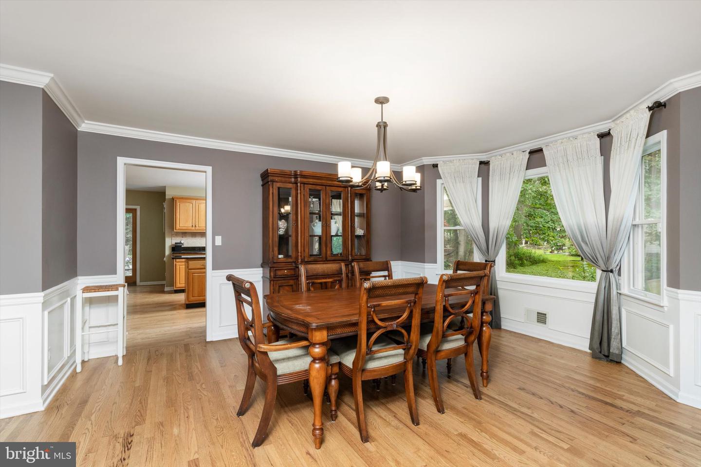124 Bobbis Ter Property Photo 8