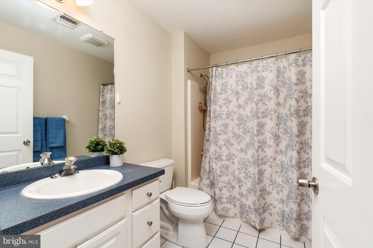 124 Bobbis Ter Property Photo 26