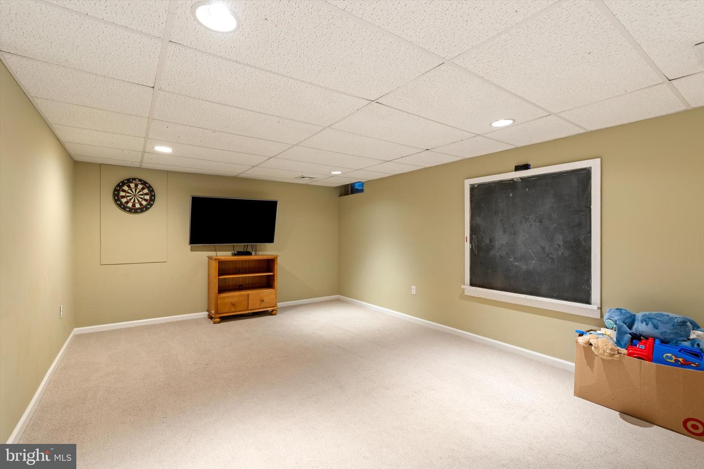 124 Bobbis Ter Property Photo 31