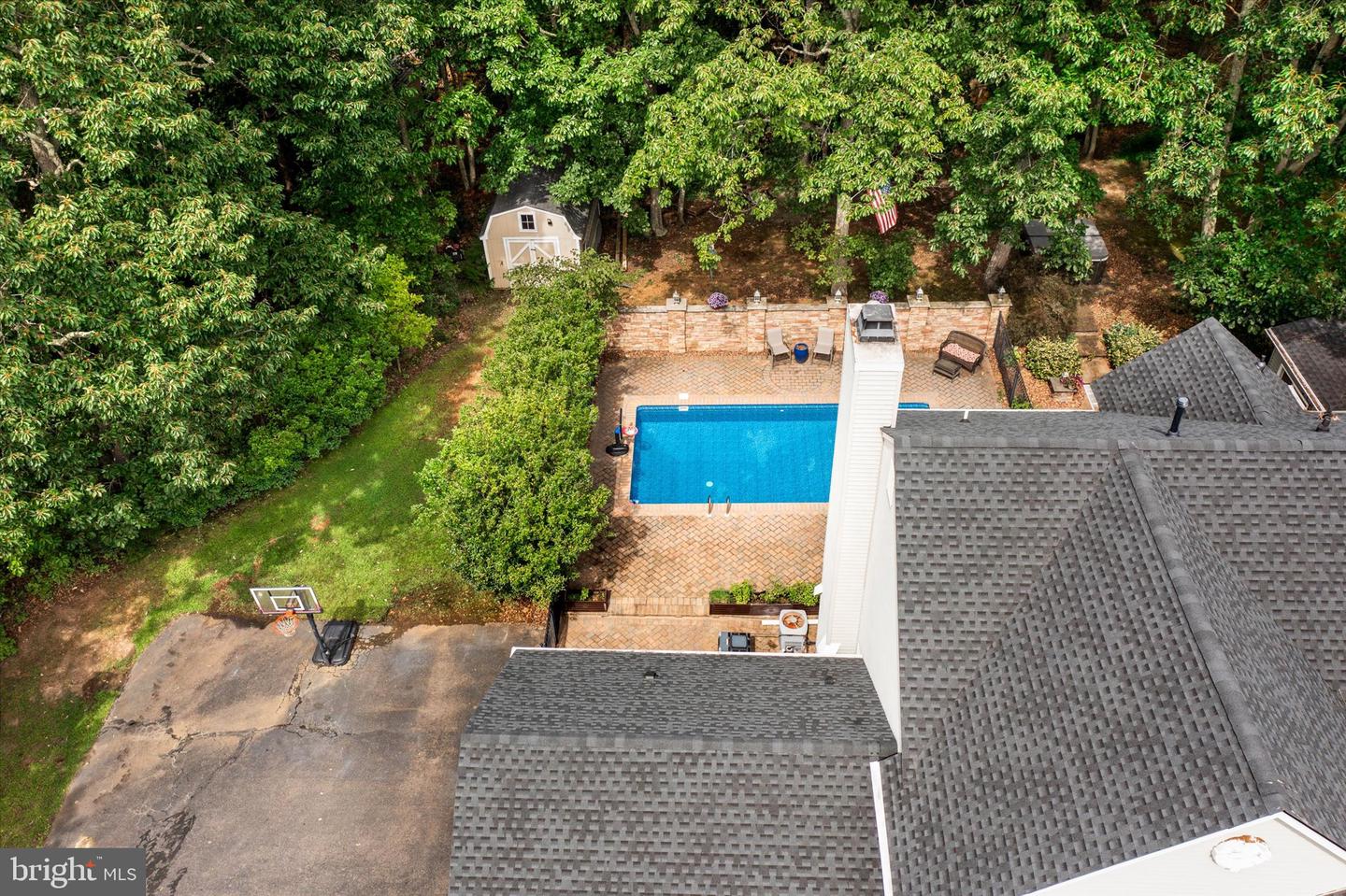124 Bobbis Ter Property Photo 48