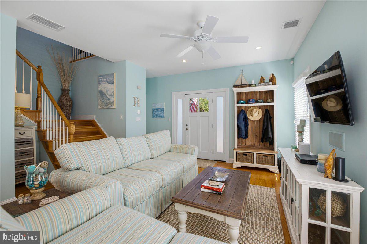 6 W Jerome Ave Property Photo 23