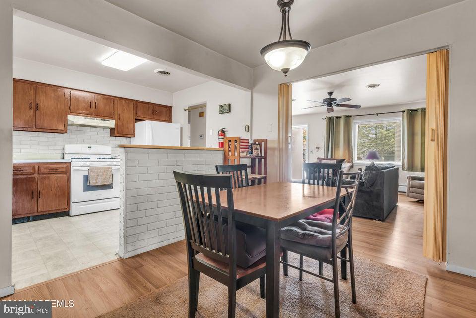 62 Westbrook Dr Property Photo 9