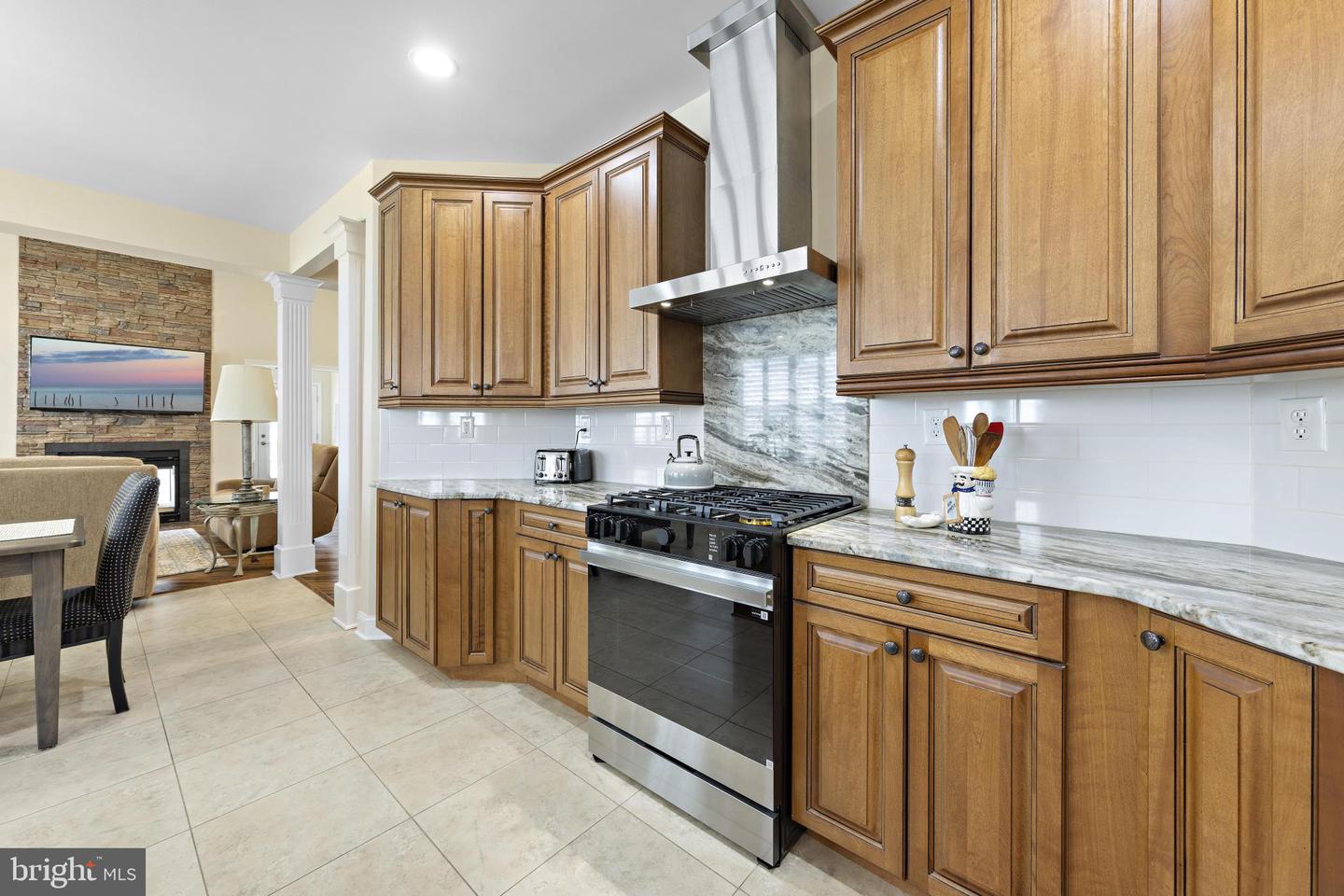 21 Honeysuckle Dr Property Photo 11