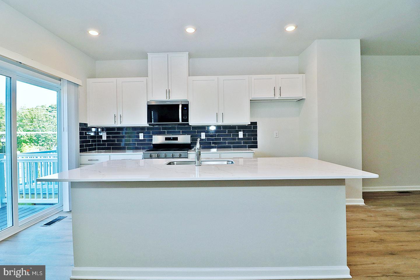 39 Baybreeze Dr Property Photo 15