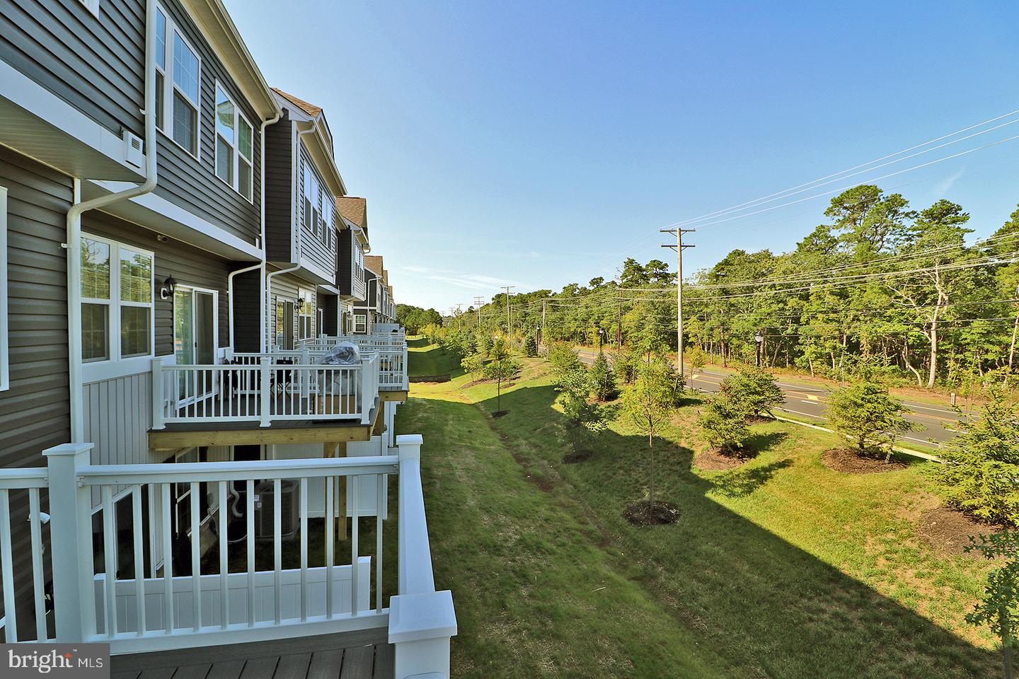 39 Baybreeze Dr Property Photo 19