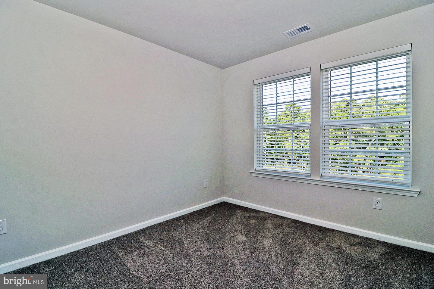 39 Baybreeze Dr Property Photo 29