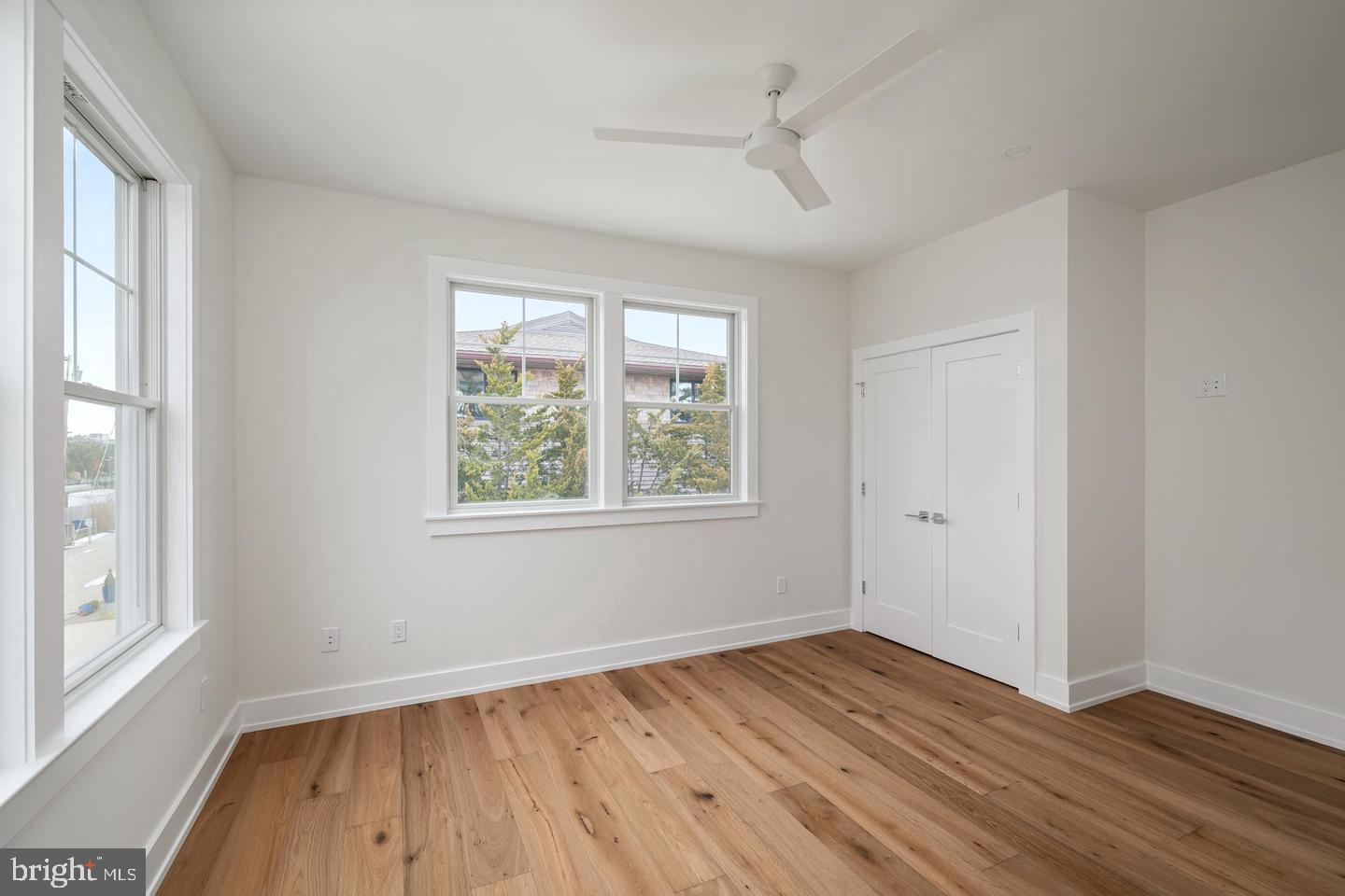 162 D Long Beach Blvd Property Photo 45