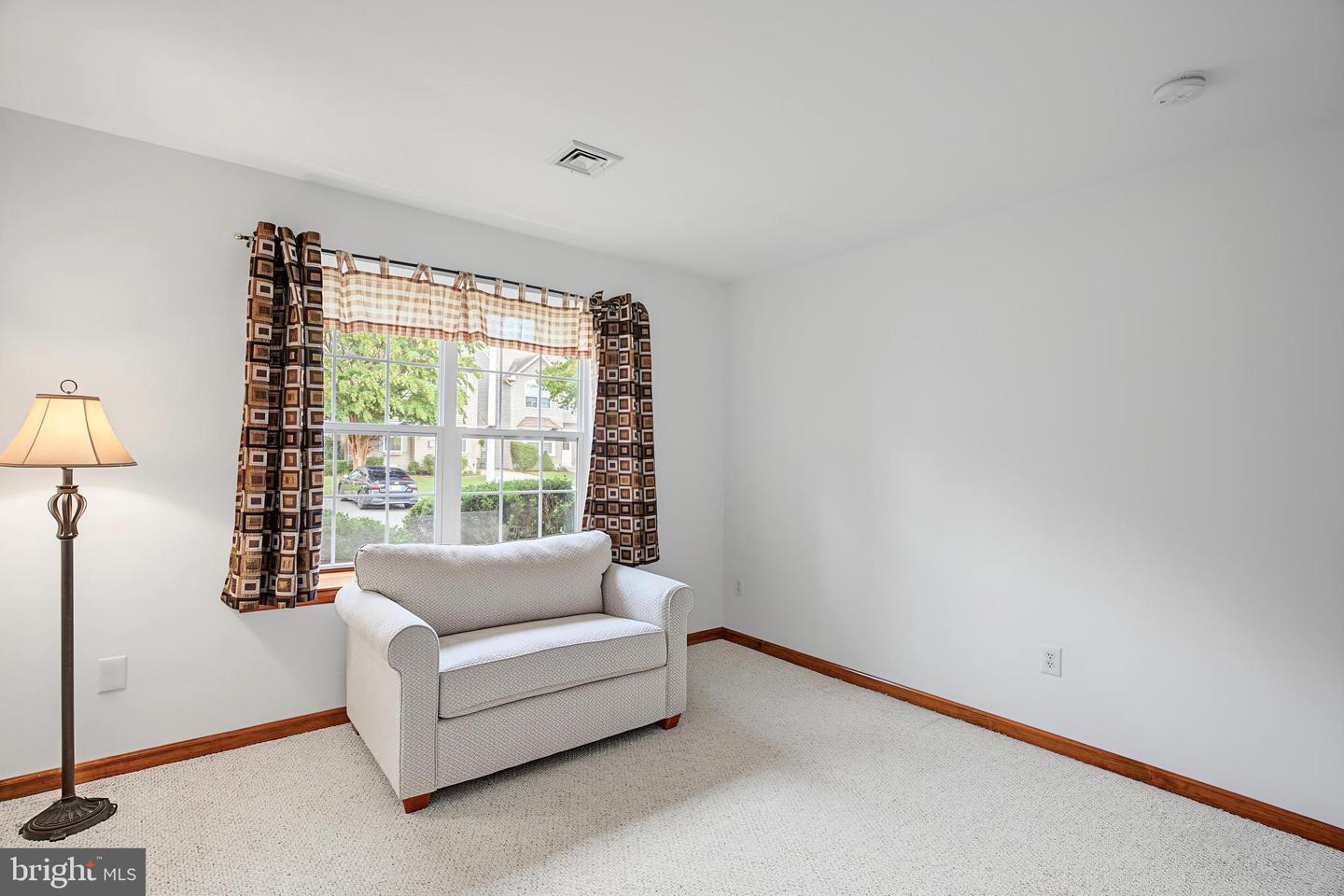 40 Pebble Beach Ln Property Photo 8
