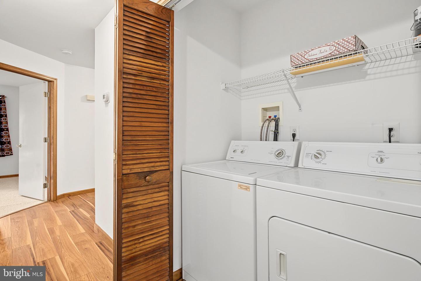 40 Pebble Beach Ln Property Photo 12