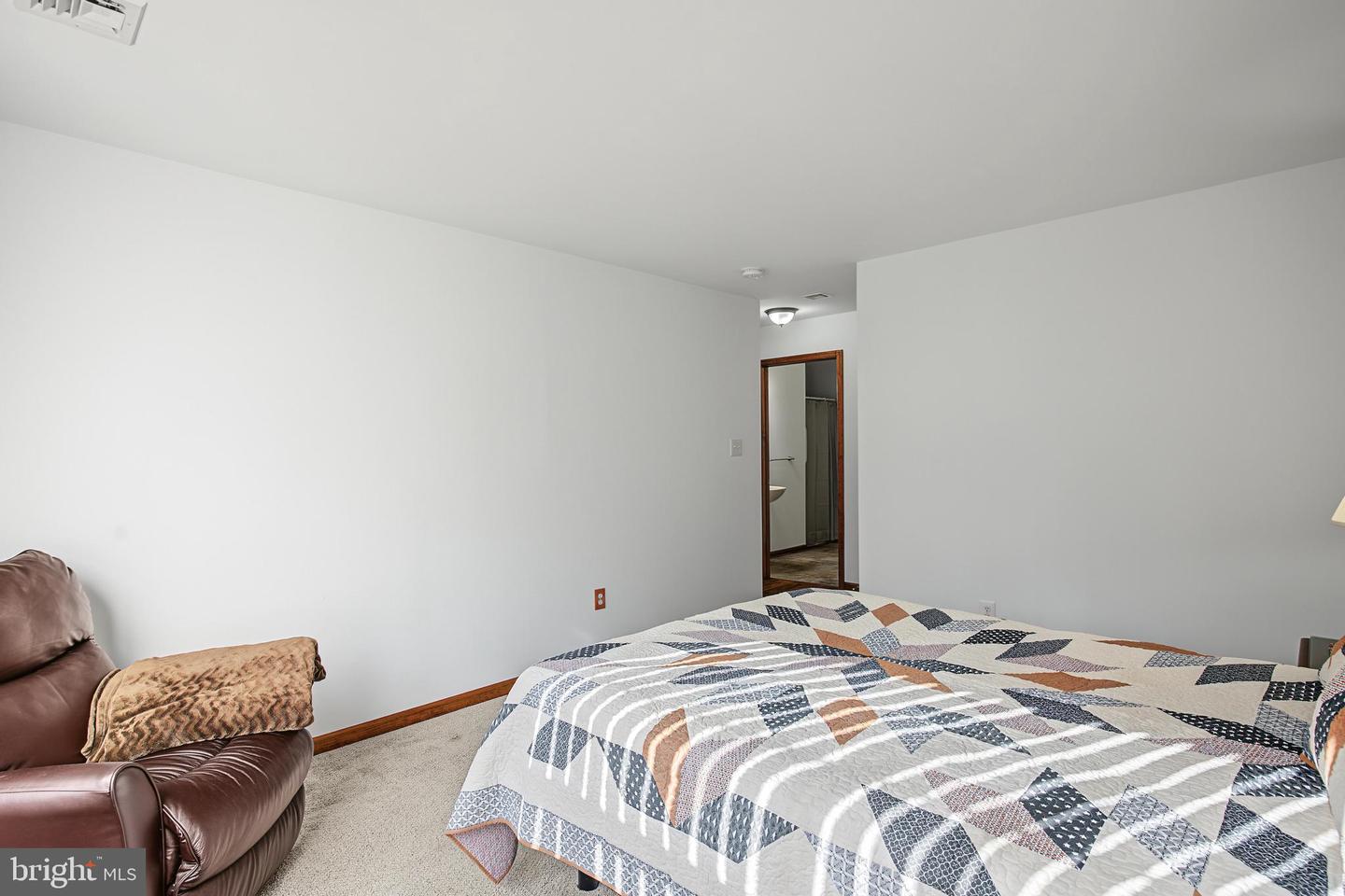 40 Pebble Beach Ln Property Photo 31