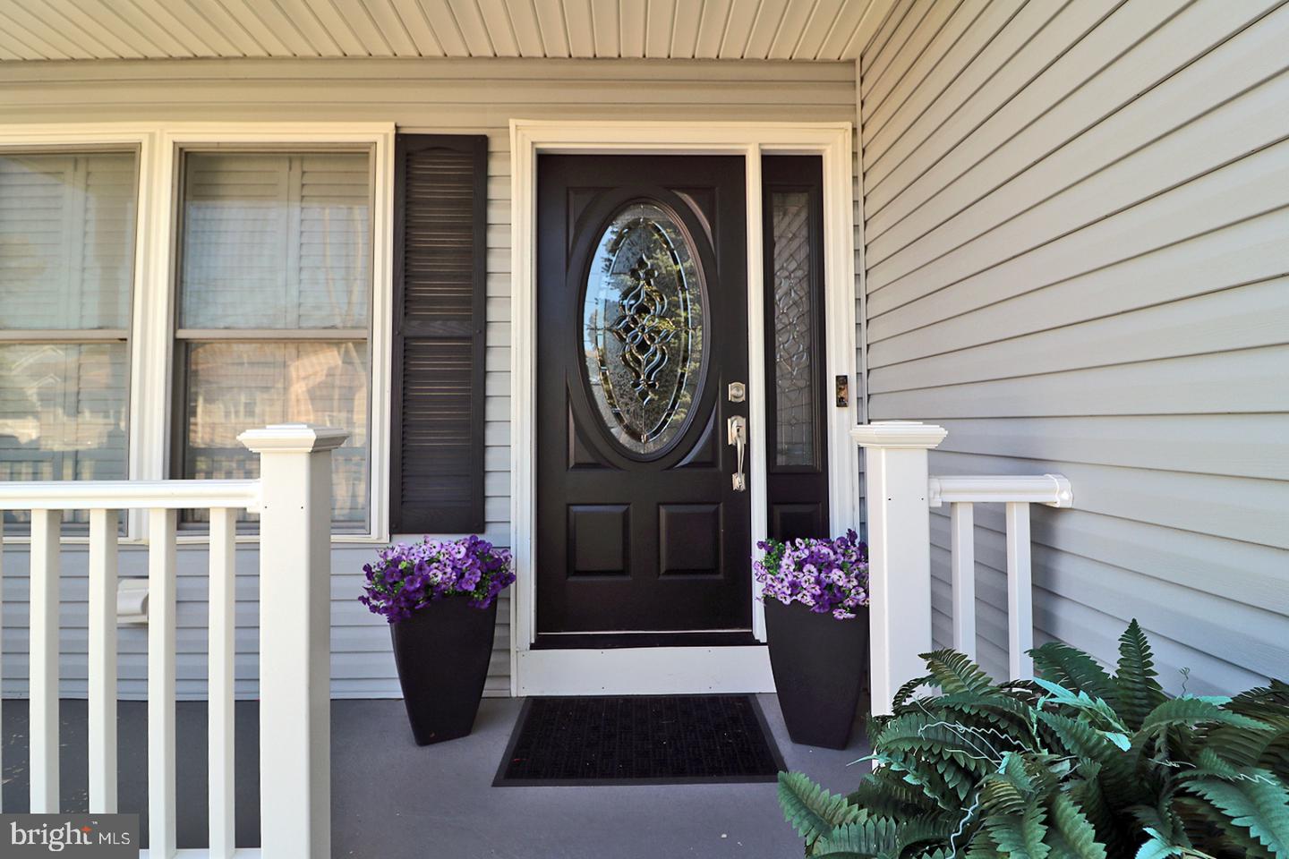 8 Keelson Dr Property Photo 2