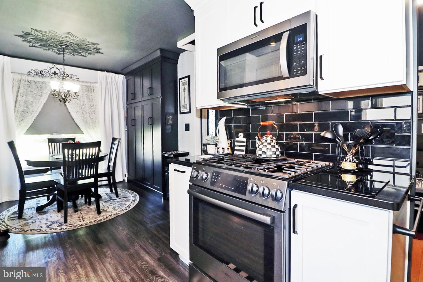 8 Keelson Dr Property Photo 11