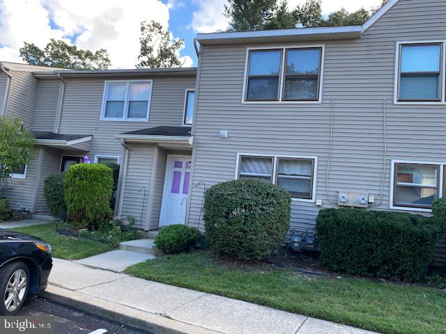 19 PIN OAK LN