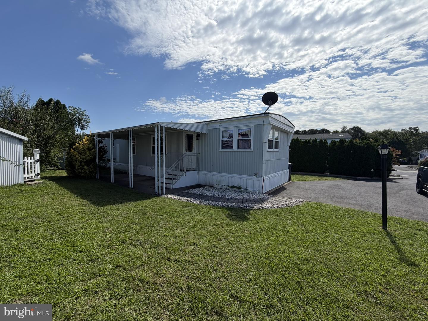 1421 Nature Way Property Photo 1