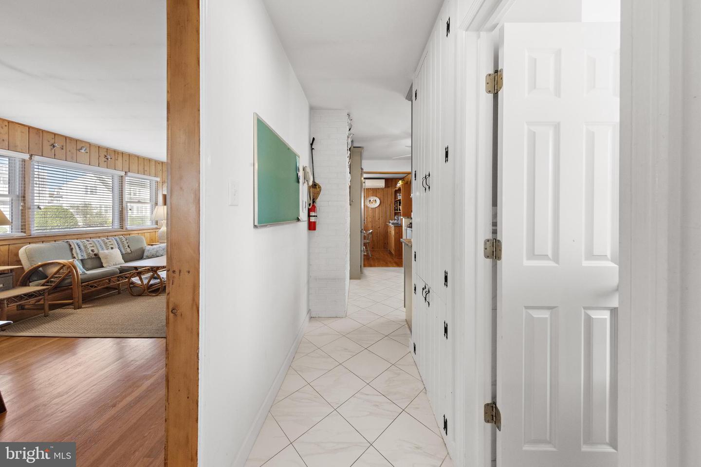 126 E Old Whaling Ln Property Photo 18