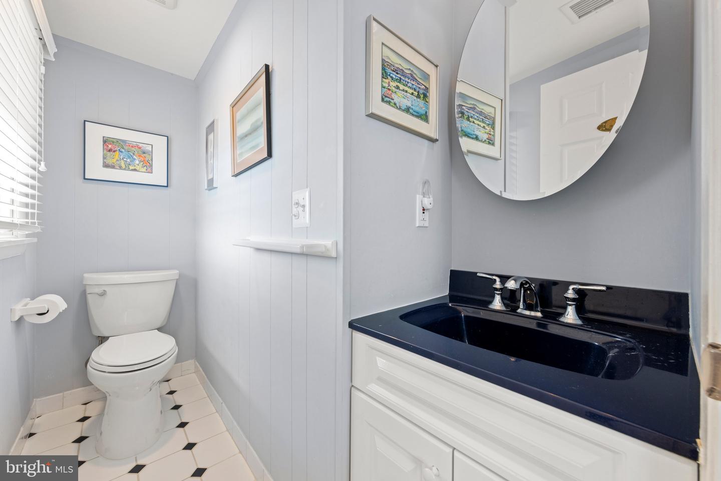 1060 D Long Beach Blvd. Property Photo 44