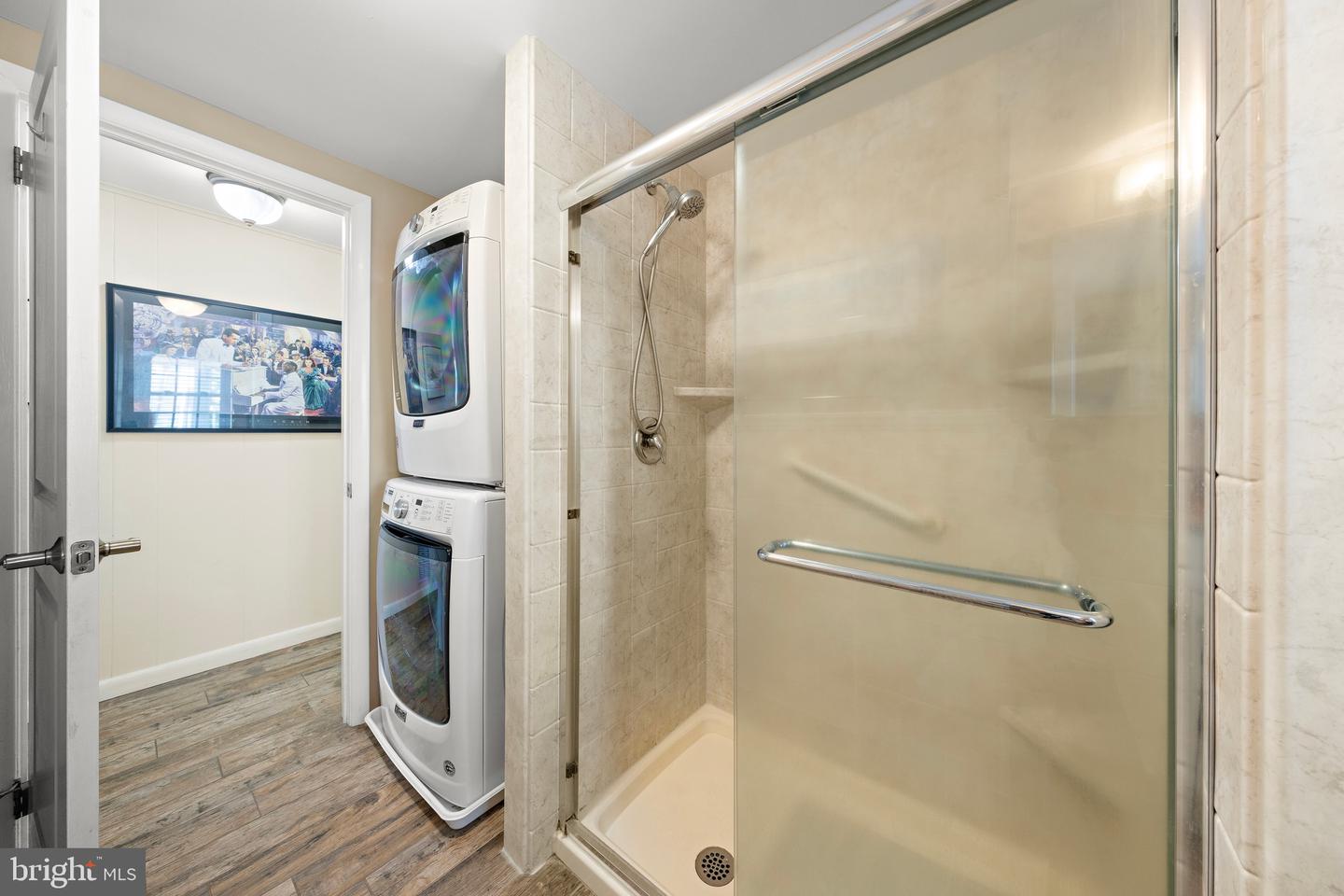1060 D Long Beach Blvd. Property Photo 60