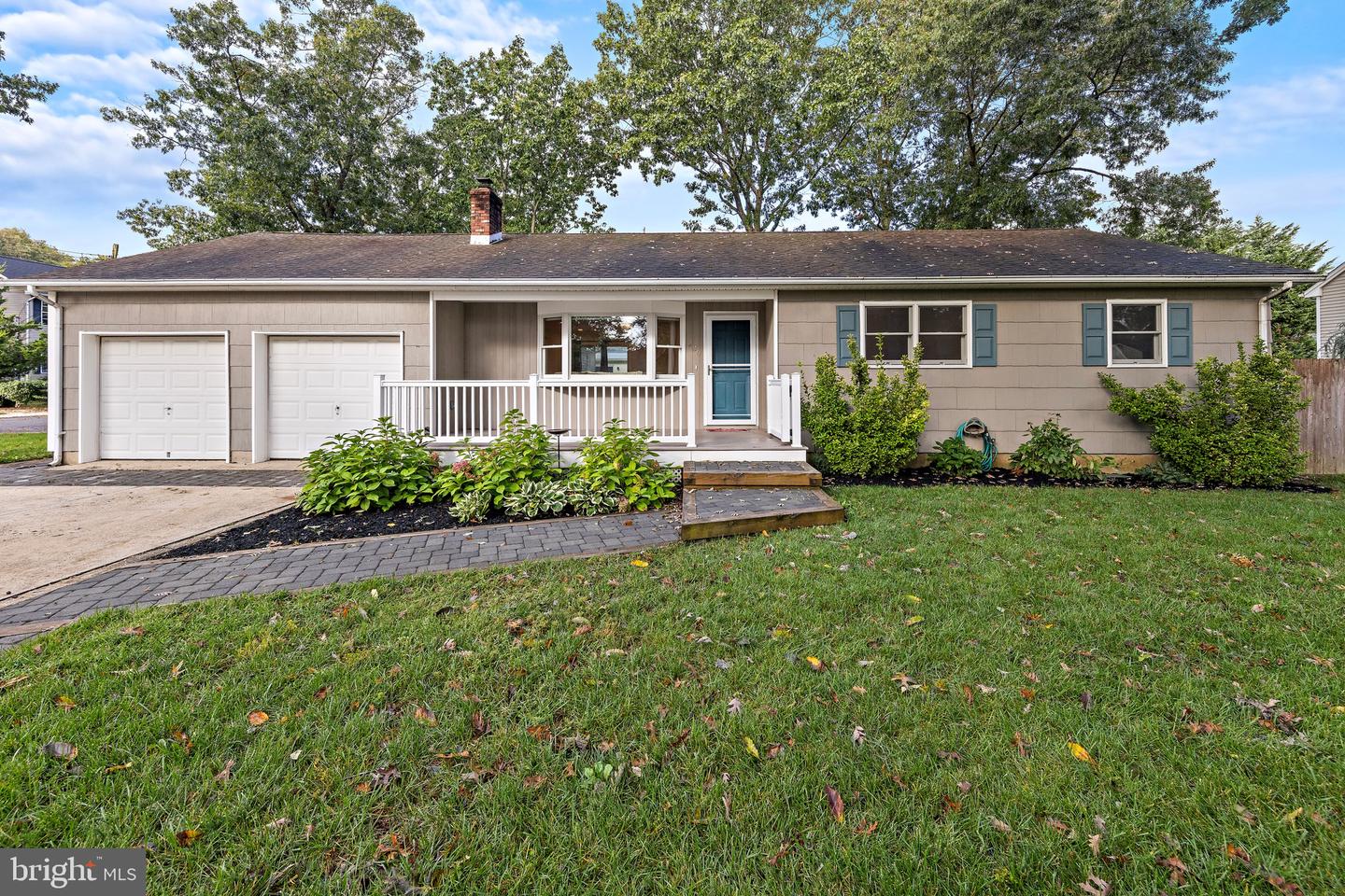 230 HEMLOCK LN Property Photo 1