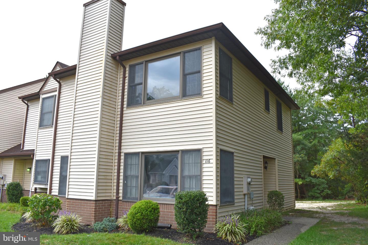 116 Westchester Dr Property Photo 1