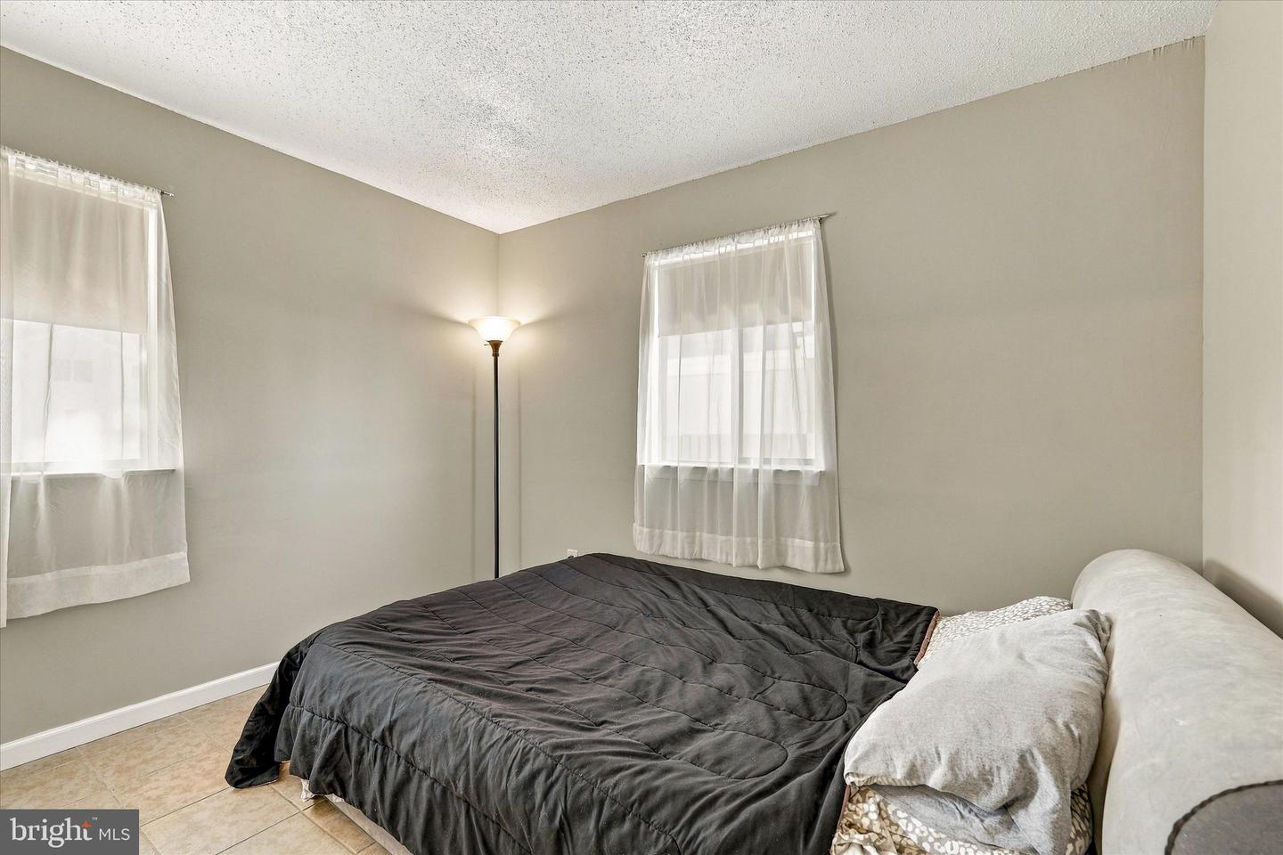 11 Sylvia Ln Property Photo 15