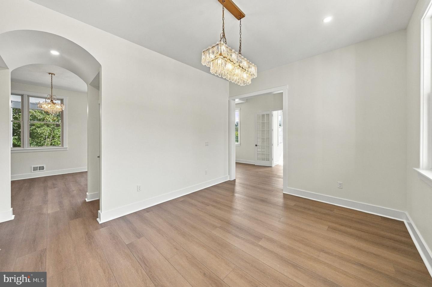 208 Country Club Blvd Property Photo 15