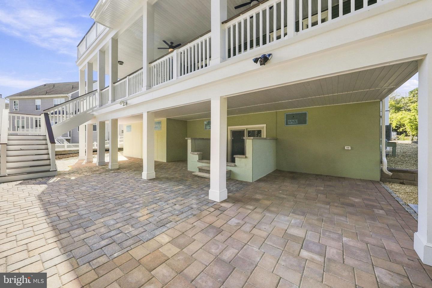 208 Country Club Blvd Property Photo 50