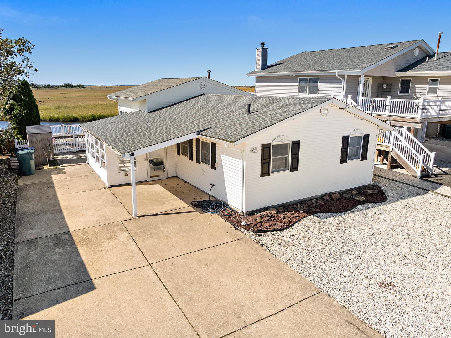 30 S Portland Dr Property Photo 1