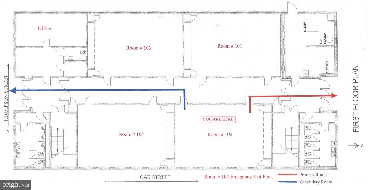 31 Oak St Property Photo 18