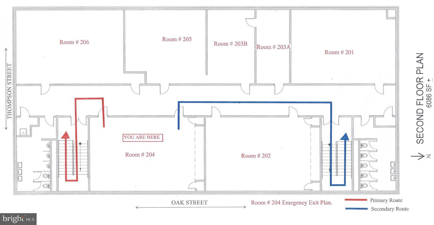 31 Oak St Property Photo 19