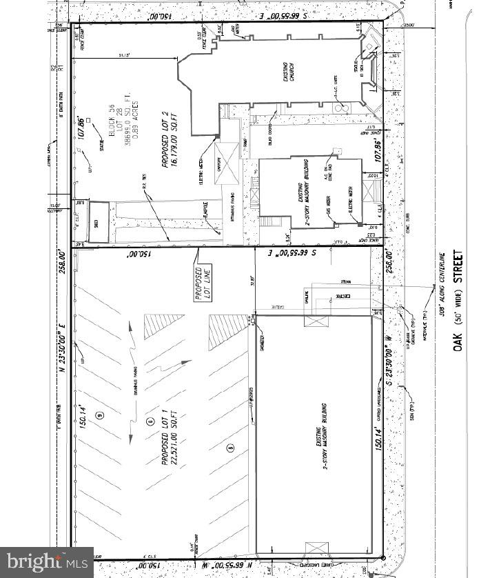 31 Oak St Property Photo 20