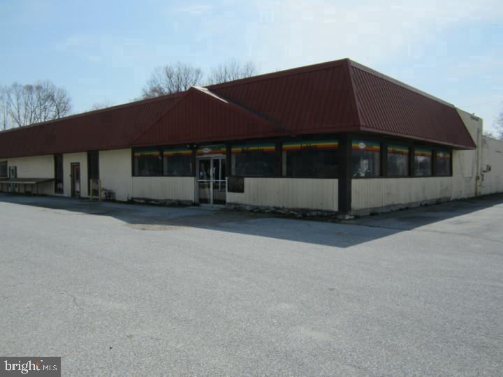 304 HARDING HWY Property Photo 1