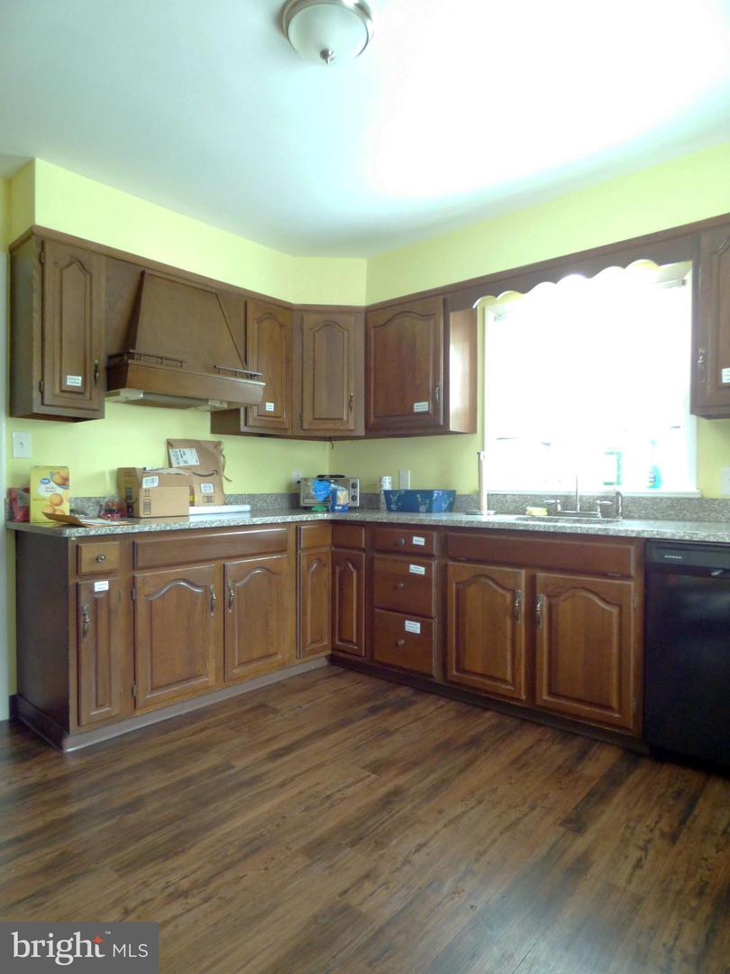 364 S Broadway Property Photo 16