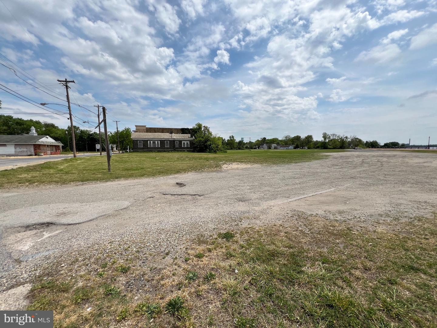 W Main Street And Delaware Ave Property Photo 11