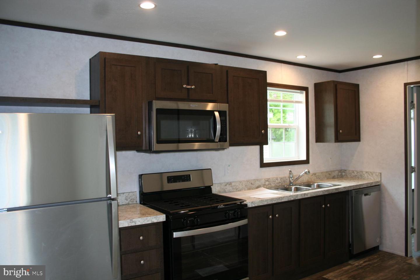 57 E Quilleytown Rd Property Photo 8
