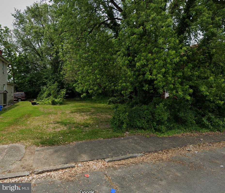 32 Walnut St Property Photo 1
