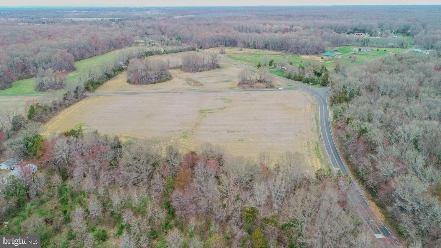 0 Quaker Neck Rd Property Photo 1