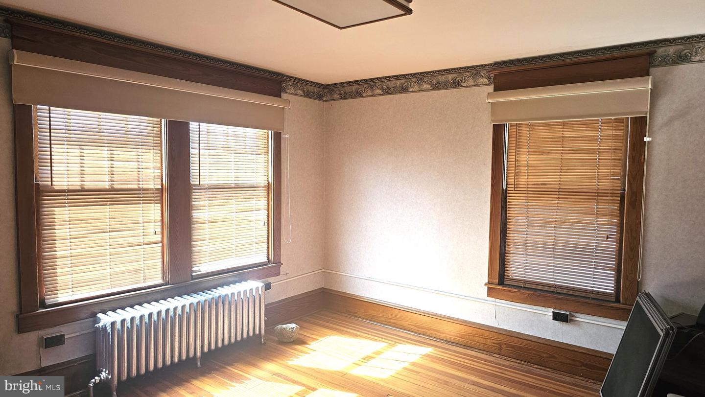 101 N Broadway Property Photo 10
