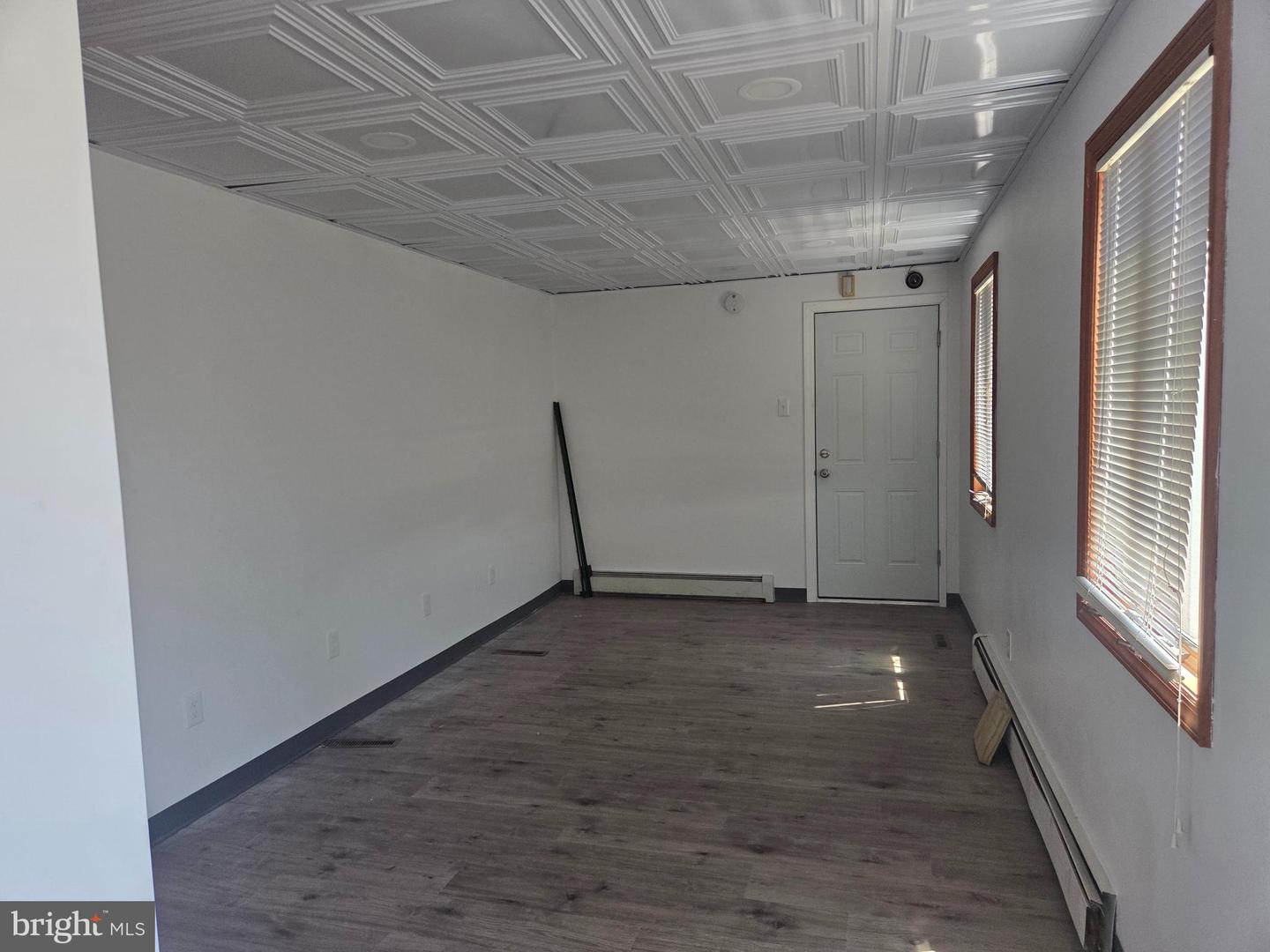 101 N Broadway Property Photo 17