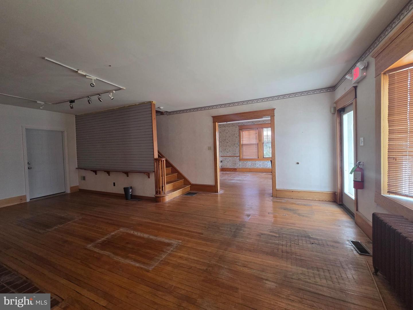 101 N Broadway Property Photo 19