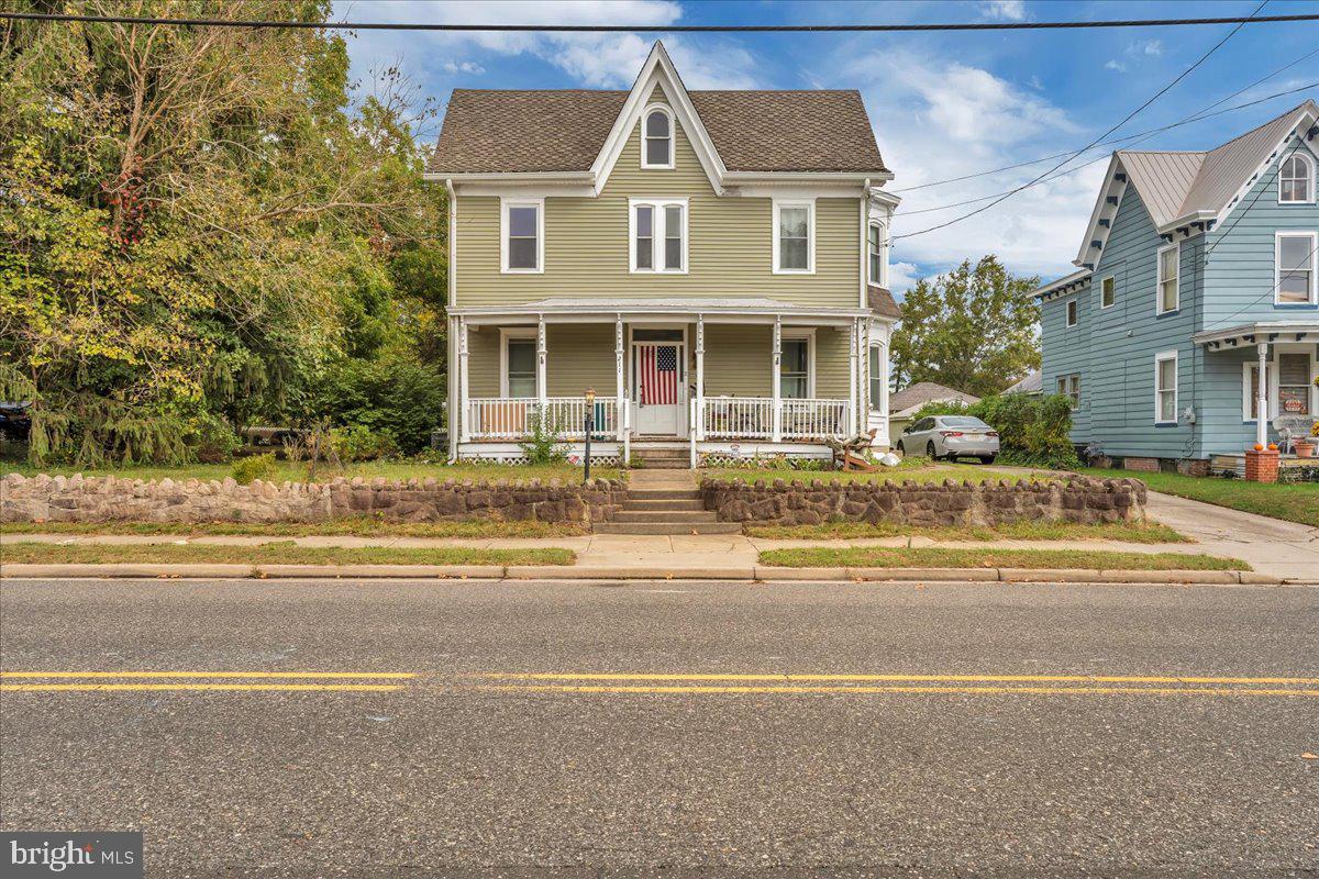 211-213 S Main St Property Photo 1