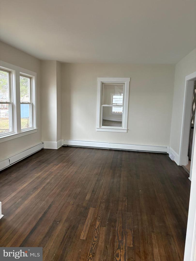 33 Johnson St Property Photo 5