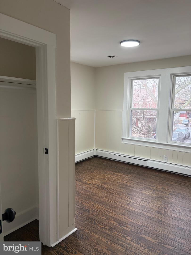 33 Johnson St Property Photo 20