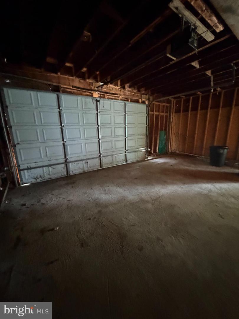 33 Johnson St Property Photo 35