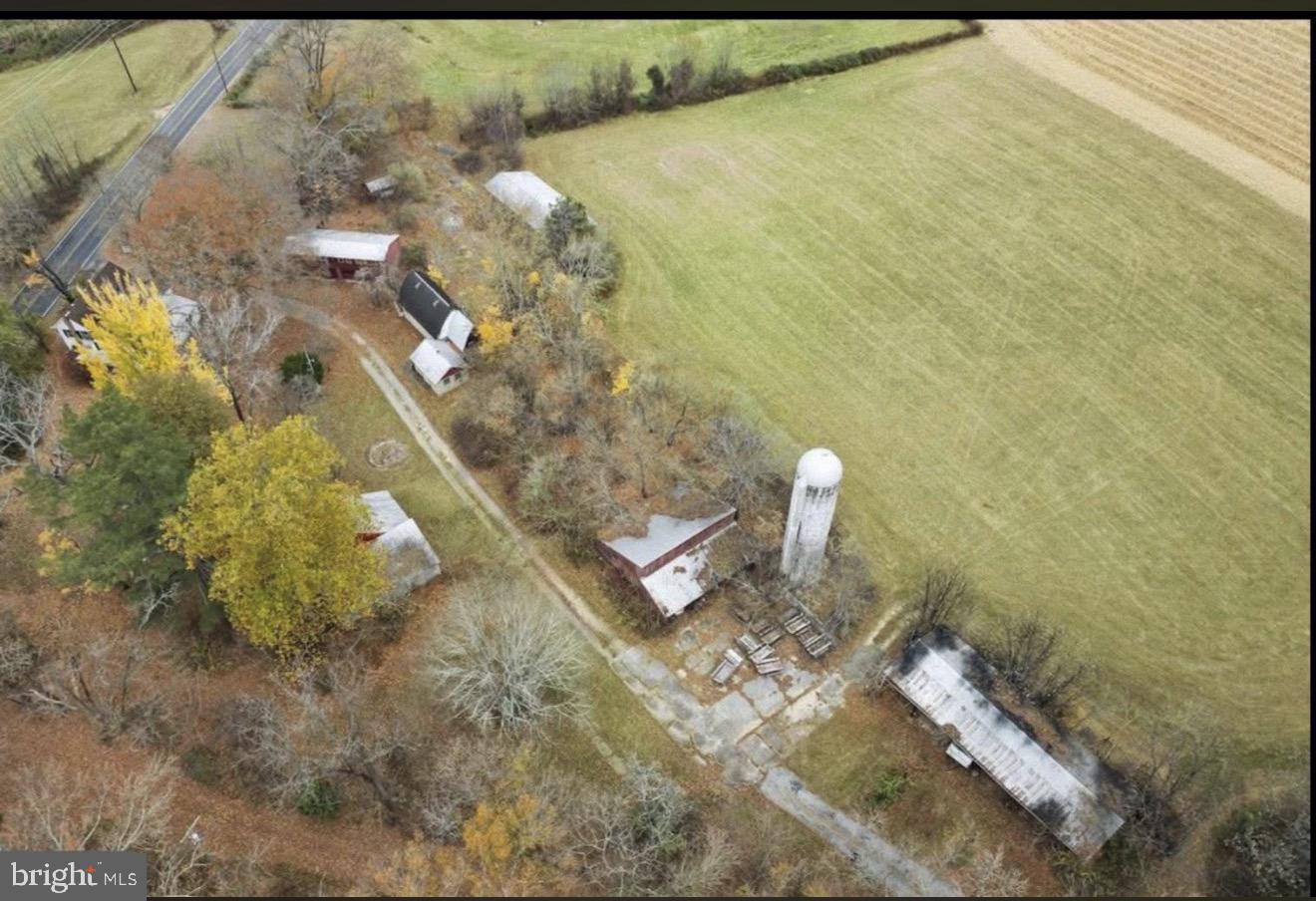 416 Watsons Mill Rd Property Photo 1