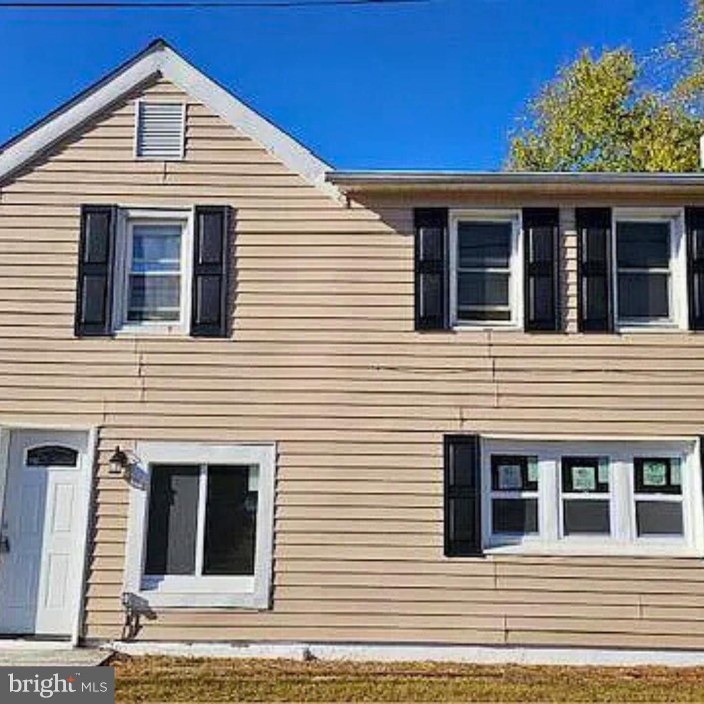 94 BUTTONWOOD AVE