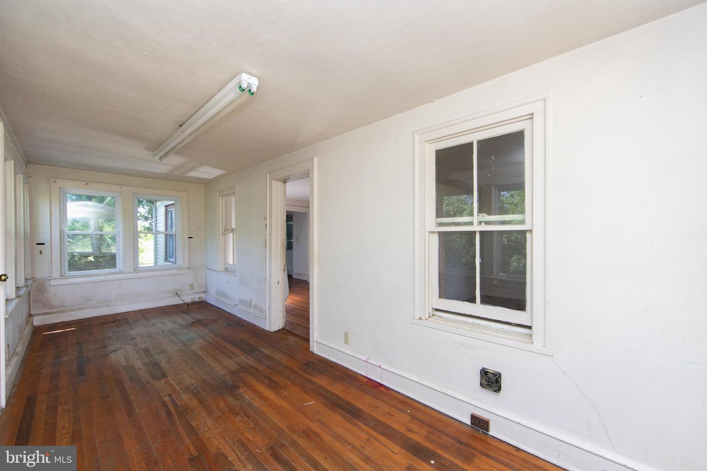 531 Garden Rd Property Photo 3