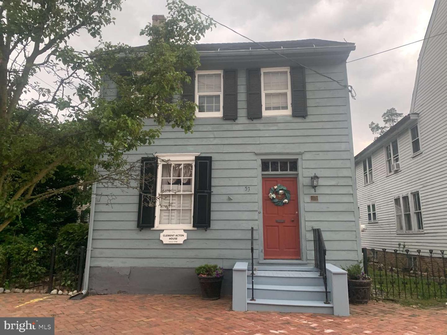 53 MARKET ST