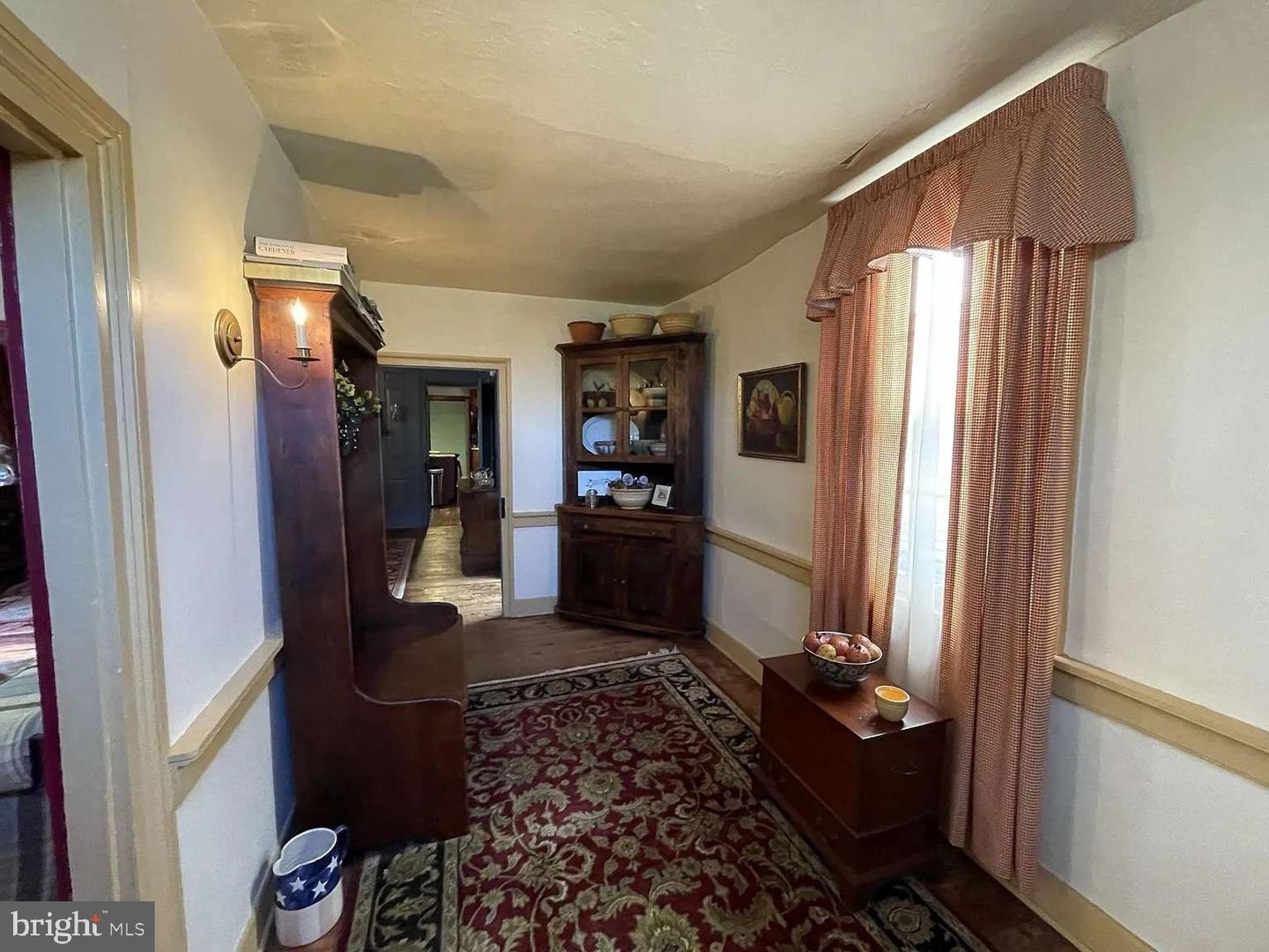 53 Market St Property Photo 7